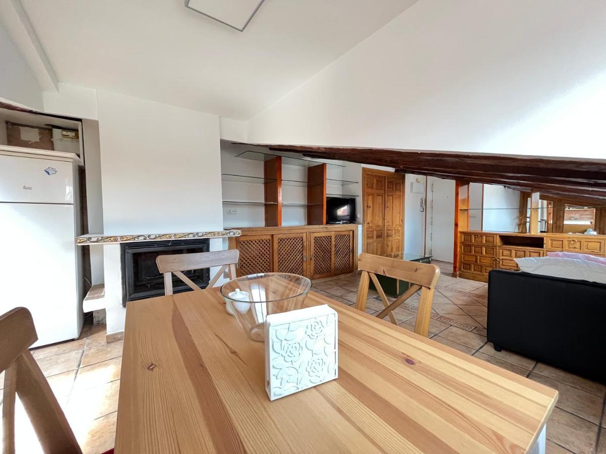 Atico Atocha Ile Temporal Apartment Madrid Luaran gambar