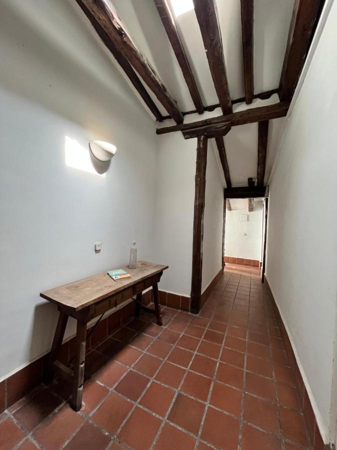 Atico Atocha Ile Temporal Apartment Madrid Luaran gambar