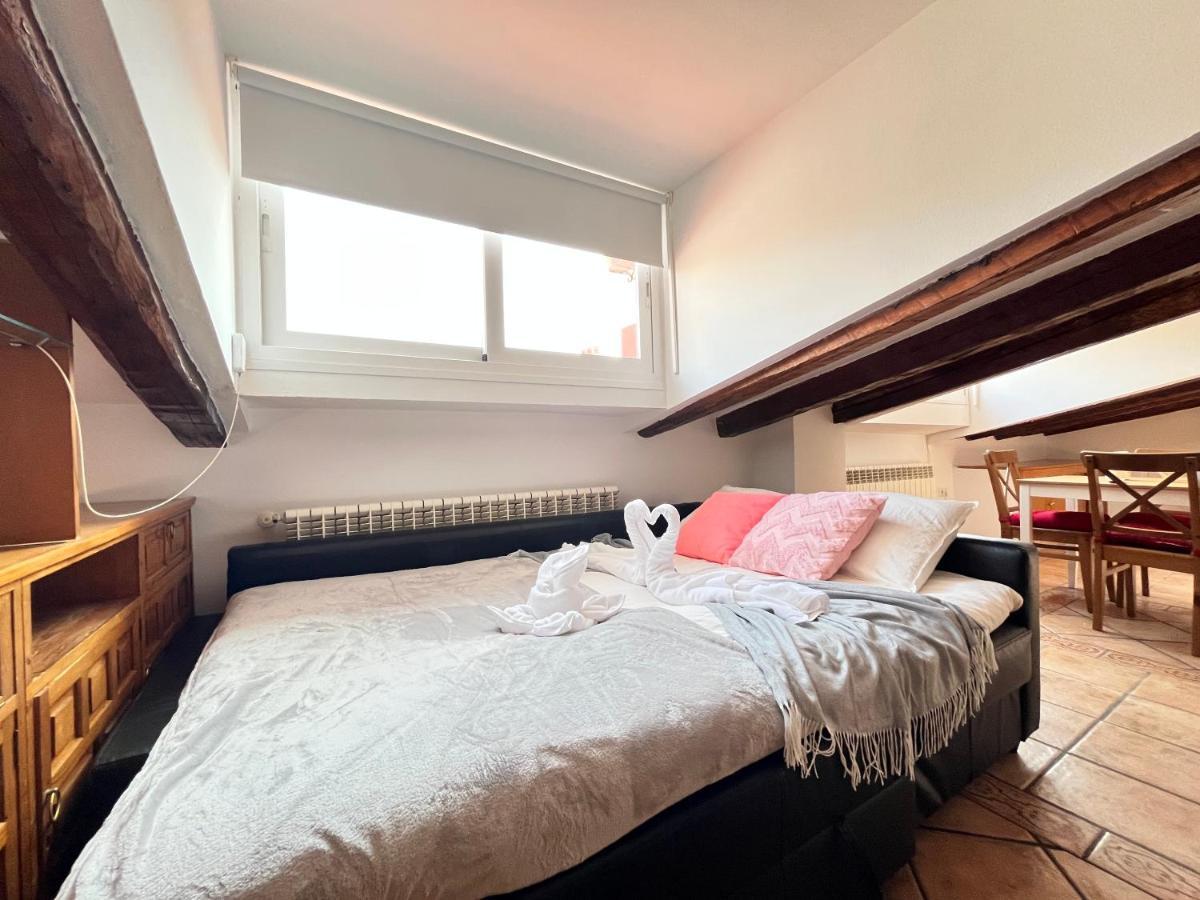 Atico Atocha Ile Temporal Apartment Madrid Luaran gambar