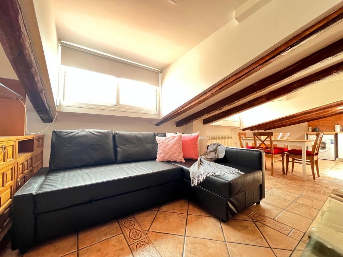 Atico Atocha Ile Temporal Apartment Madrid Luaran gambar