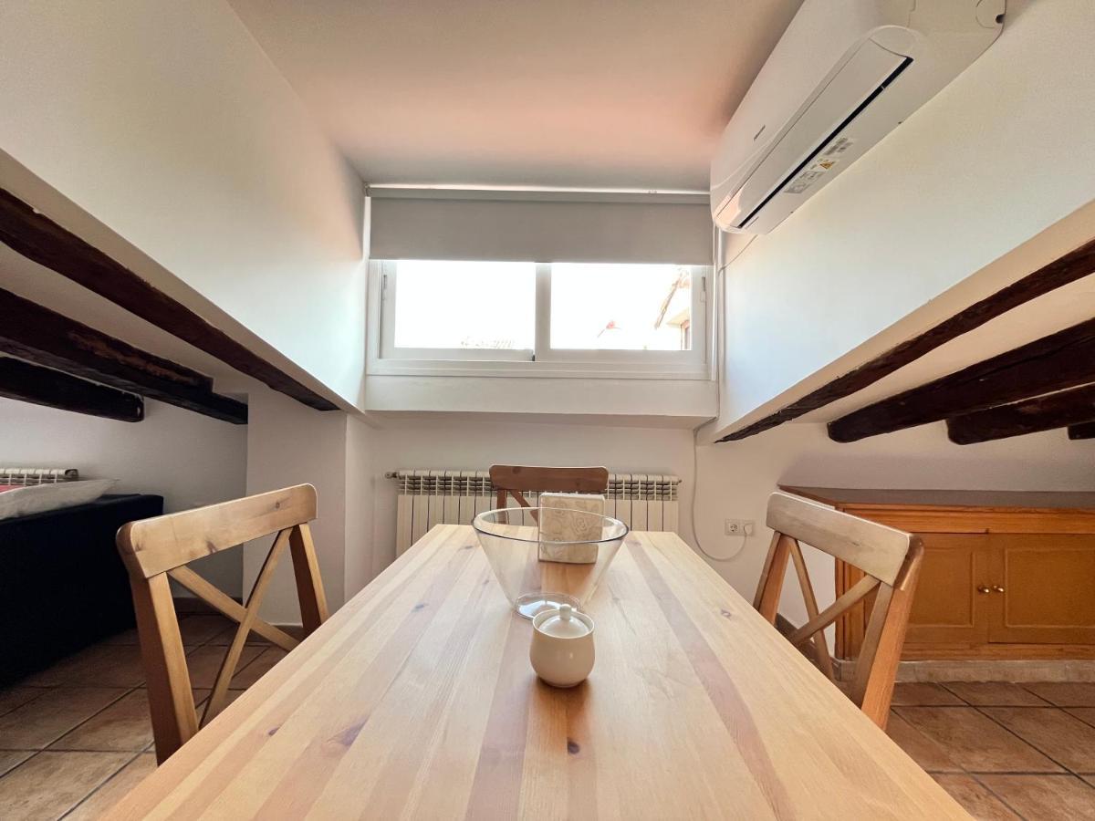 Atico Atocha Ile Temporal Apartment Madrid Luaran gambar