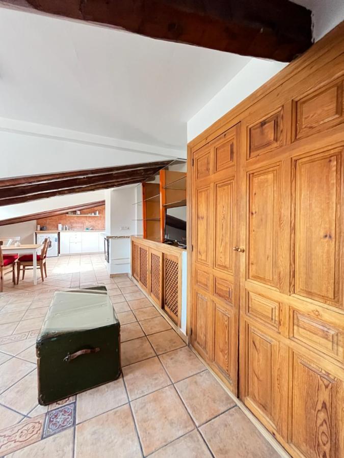 Atico Atocha Ile Temporal Apartment Madrid Luaran gambar