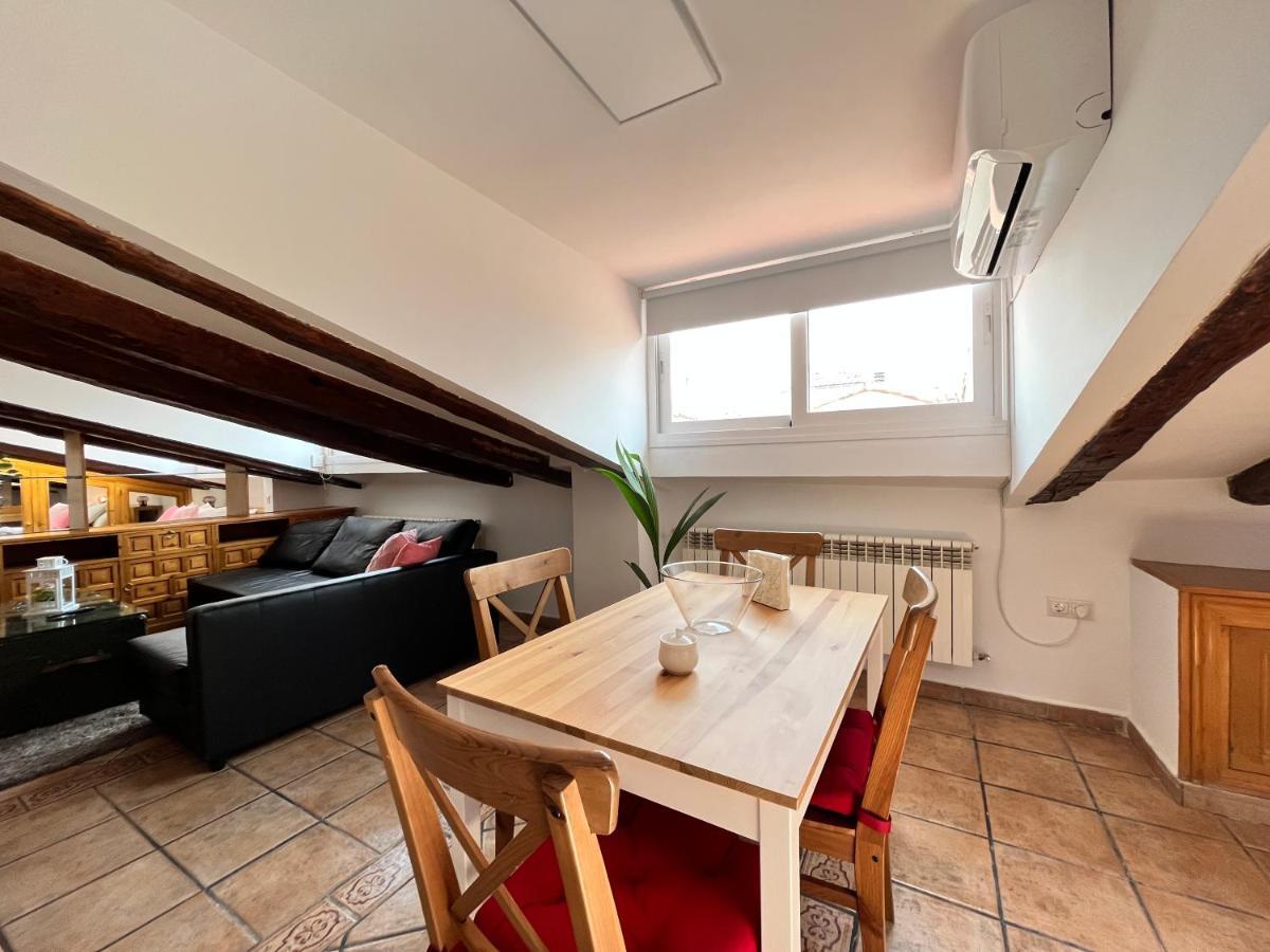 Atico Atocha Ile Temporal Apartment Madrid Luaran gambar
